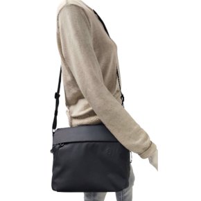 Aunts & Uncles AOKI RE LITE Umhängetasche outer space